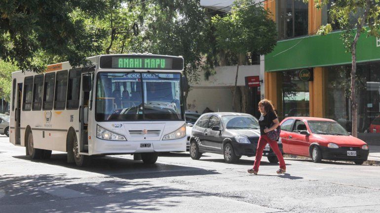 La semana que viene se definiría el nuevo aumento del colectivo urbano.