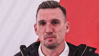 Llanto desconsolado: Armani se despidió de River entre lágrimas | LMCipolletti.com Llanto desconsolado: Armani se despidió de River entre lágrimas