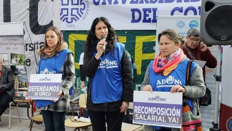 Docentes de la UNCo consiguieron 47 por ciento de aumento