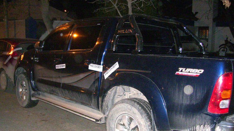 La camioneta Toyota Hilux fue secuestrada por el personal de la Brigada de Investigaciones de Cipolletti.