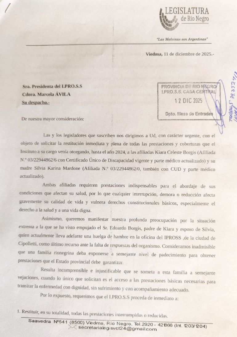 El reclamo judicial para el tratamiento de Kiara. 