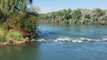 Tras 72 horas, la intensa búsqueda del vecino de San Patricio de El Chañar arrastrado por el Río Neuquén dio resultados positivos. Tras 72 horas, la intensa búsqueda del vecino de San Patricio de El Chañar arrastrado por el Río Neuquén dio resultados positivos.