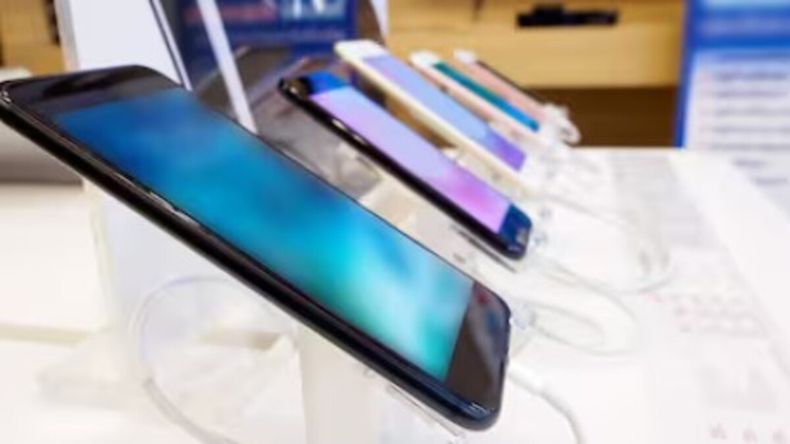 Subastarán más de 100 celulares desde $50.000: cómo participar