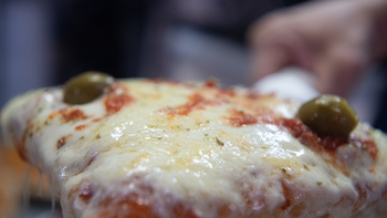 La Noche de la Pizza y la Empanada llega a Neuquén con grandes descuentos.