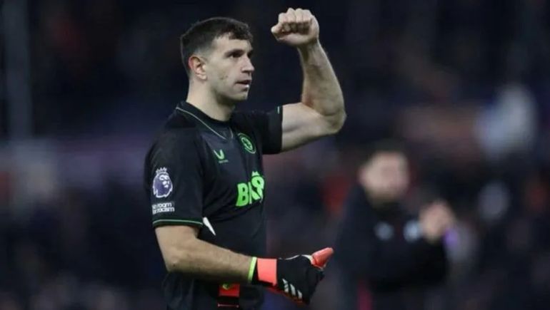 Así es el locker del Dibu Martínez