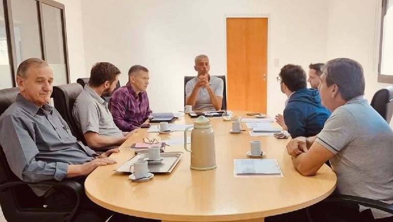 Referentes de la Federación Empresaria y las pymes se reunieron con Provincia.