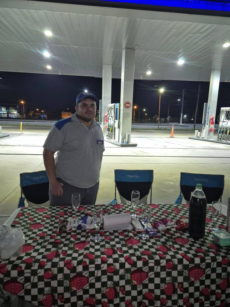 El trabajador fue sorprendido por el conmovedor gesto de su familia.&nbsp;