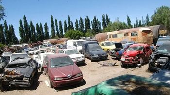 En el depósito judicial de Cipolletti hay decenas de vehículos secuestrados por distintas faltas.&nbsp;