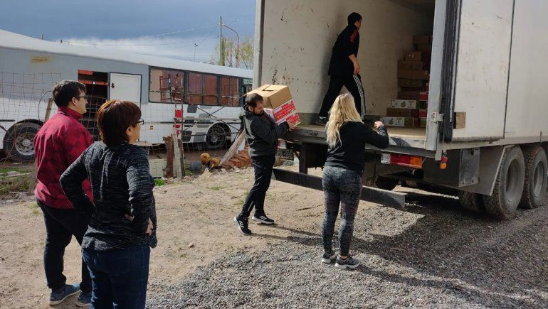 Continúa la entrega de frutas y verduras frescas a familias rionegrinas