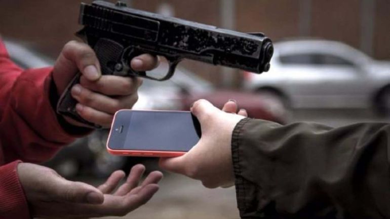 Violento robo a estudiante cipoleña: Casi la matan por un celular