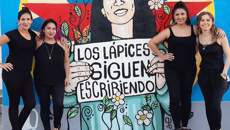 Clavelinas trae el cancionero popular folclórico al Complejo Cultural Cipolletti