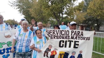 Entre las instituciones que en Cipolletti se han ganado un gran prestigio figura el Centro Integral de la Tercera Edad (CITE). La entidad cumplió en marzo 34 años y sigue adelante, dedicándose a pleno a las personas adultas mayores. Entre las instituciones que en Cipolletti se han ganado un gran prestigio figura el Centro Integral de la Tercera Edad (CITE). La entidad cumplió en marzo 34 años y sigue adelante, dedicándose a pleno a las personas adultas mayores.