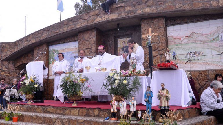 Así se vivió la peregrinación a la Gruta San Cayetano