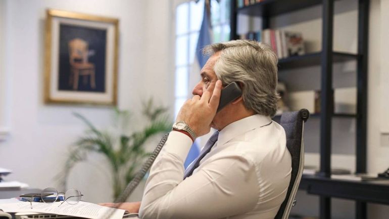 Varios funcionarios del gobierno de Alberto Fernández renunciaron para facilitar la transición.