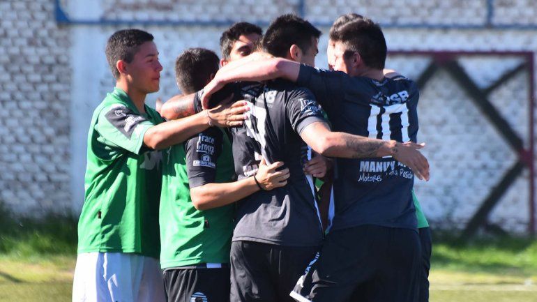 El Albinegro venció el viernes a Fernández Oro.