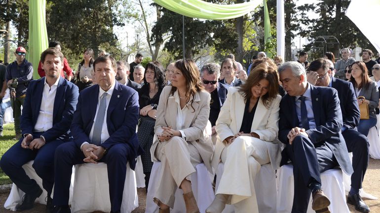 Autoridades provinciales e intendentes de localidades vecinas, acompañaron los festejos.