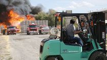 El incendio afectó el predio de un frigorífico y una cooperativa frutícola.