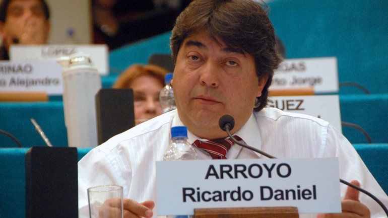 El legislador que atraparon borracho pidió rinoscopia para los ministros