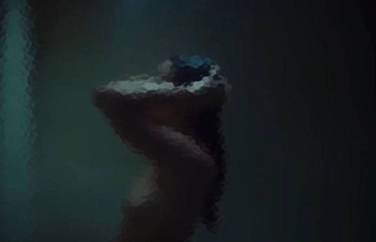 Agostina y su jugada aparición en el videoclip de Milo J. La cipoleña la rompe.