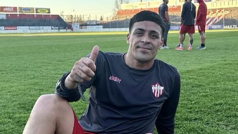 Brian Fernández volvió a desaparecer y en su club hace un mes que no saben nada de él