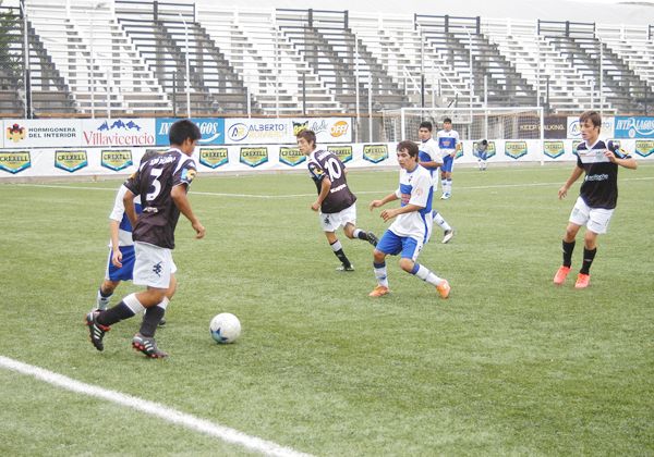 Con clásico cipoleño, se reanuda el torneo en inferiores