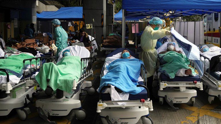 Alarma en China: cierran decenas de estaciones de subte por brote de coronavirus
