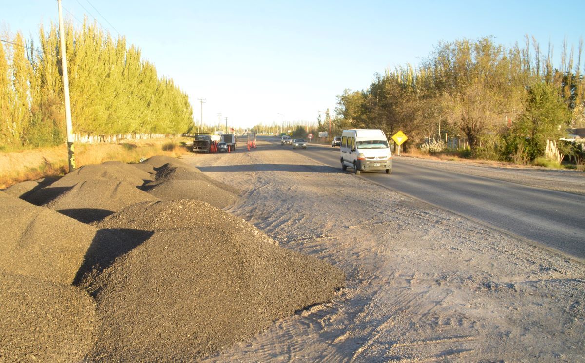Ruta 151: la obra queda a mitad de camino
