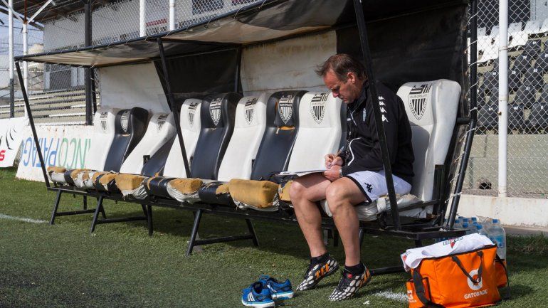 Cipo hace cuentas porque no depende de sí mismo para la Copa.