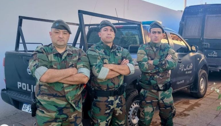 Pereira, Burgos y Busnadiego, los tres policías del COER que le salvaron la vida a la niña de Ferri. Pereira, Burgos y Busnadiego, los tres policías del COER que le salvaron la vida a la niña de Ferri. 