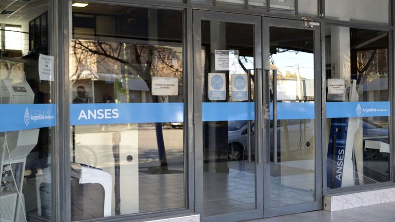 El hijo de la señora planteaba quitarle la potestad de administración del dinero por un El hijo de la señora planteaba quitarle la potestad de administración del dinero por un