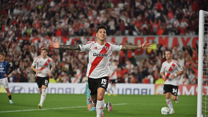 Driussi abrió el marcador para River.