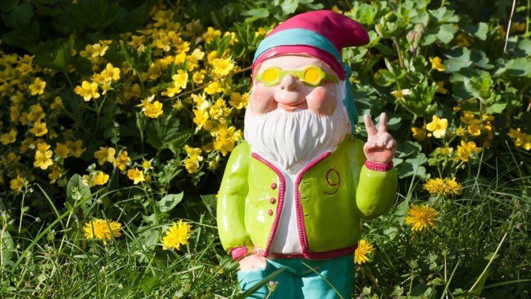 Se conocen más víctimas de los ladrones de enanos de jardín en Cipolletti 