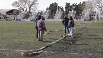 Los trabajos en La Visera, que despide al sintético.