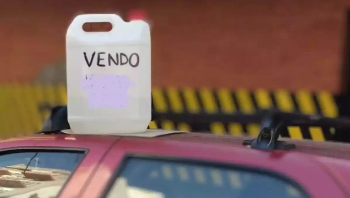 La relación afectiva se rompió, y ahora la pareja inició una disputa por un auto.&nbsp;