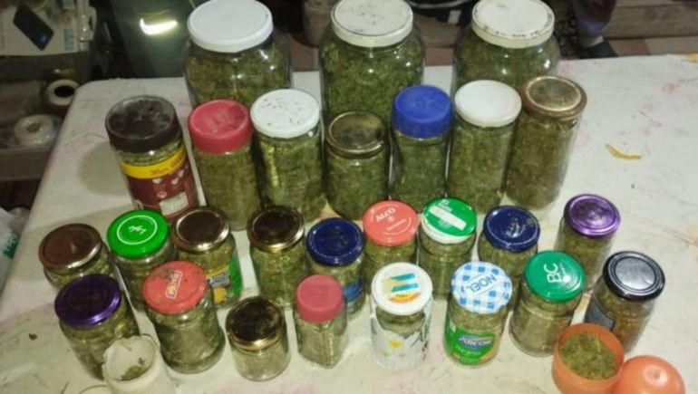 Un hombre de 22 años fue imputado por la venta de marihuana. Un hombre de 22 años fue imputado por la venta de marihuana.