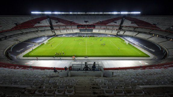 El drama de River: ¿Quiénes podrán asistir al superclásico?