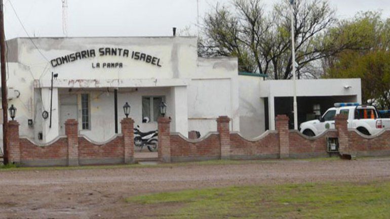 Los delincuentes iban en un Ford Focus con armas cargadas