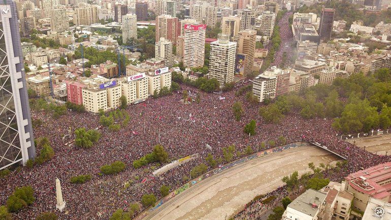 La impresionante marcha de un millón de personas en Chile