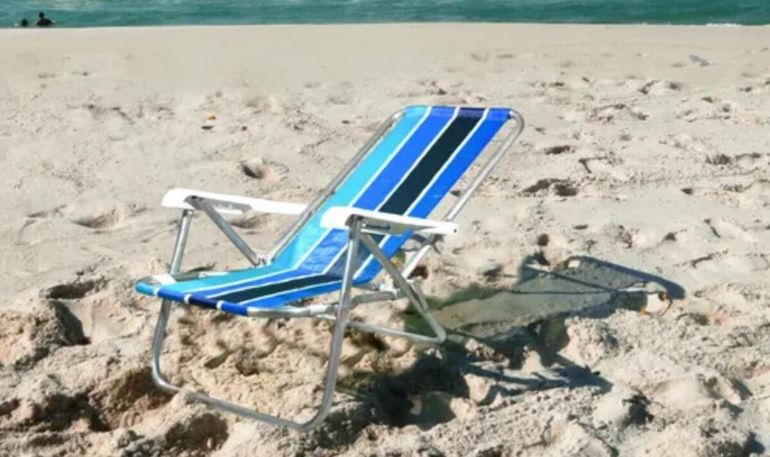 Mar del Plata: la Justicia responsabilizó al establecimiento por una reposera en mal estado.