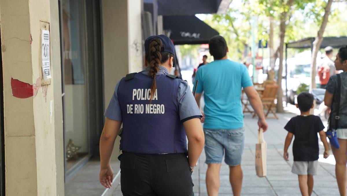 Ex policía tiene que hacer curso de igualdad de género por insultar a una oficial