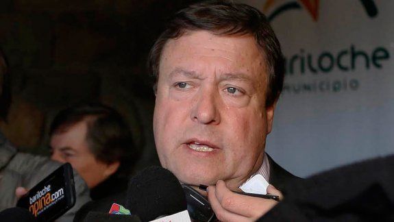 Hay un pacto de silencio y una obediencia debida