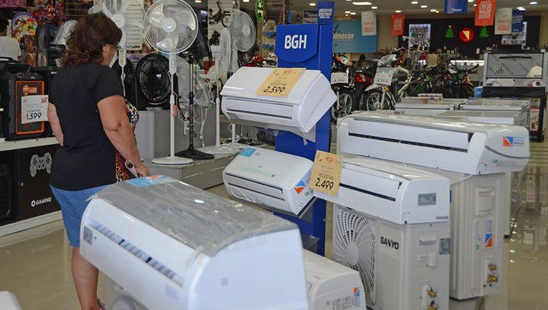 El precio de la instalaci&oacute;n depende si la colocaci&oacute;n es en planta baja, primer piso o&nbsp; balc&oacute;n.&nbsp;