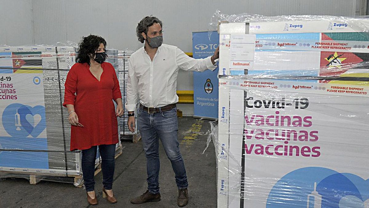 Argentina donó 350 mil dosis de vacunas contra el COVID a Angola