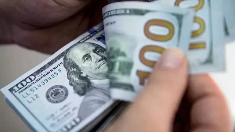 Tus dólares podrían dejar de servir: estos son los billetes que ya no aceptarán