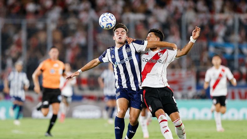 River y Talleres igualan sin goles en una final de escaso vuelo futbolístico