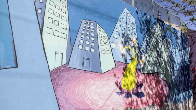 A través de murales, la ciudad recordó el primer Triple Crimen