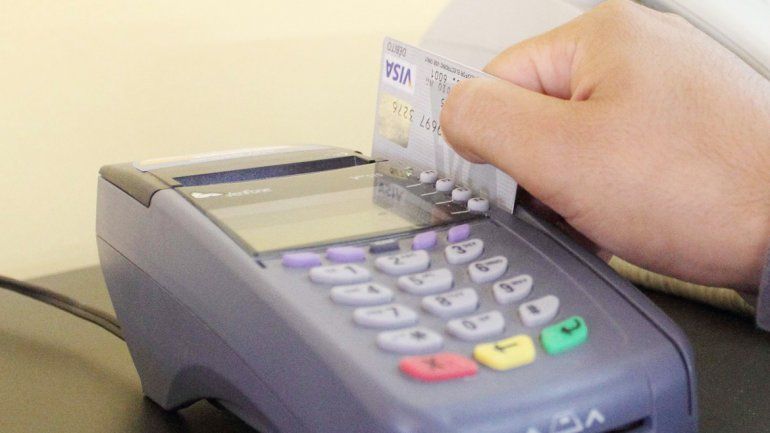 A partir de abril todos los comercios deberán aceptar débito.&nbsp;