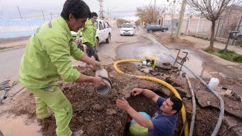 aguas rionegrinas atendio 683 reclamos en dos meses