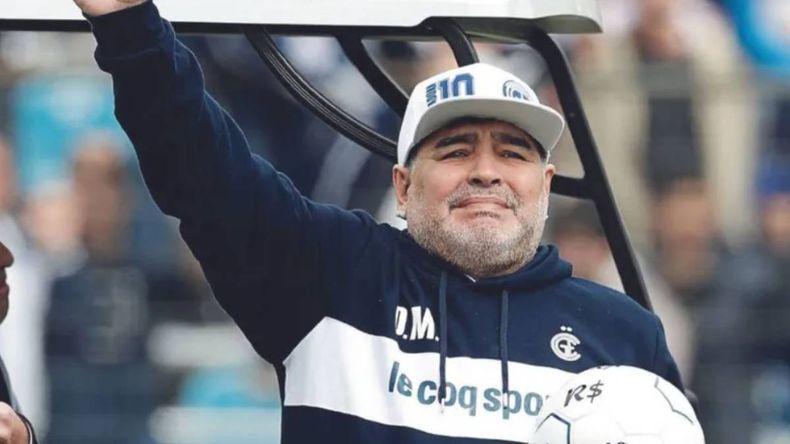 El médico que atendió a Maradona en Olivos alertó sobre sedación sin control y rechazó su traslado a una casa