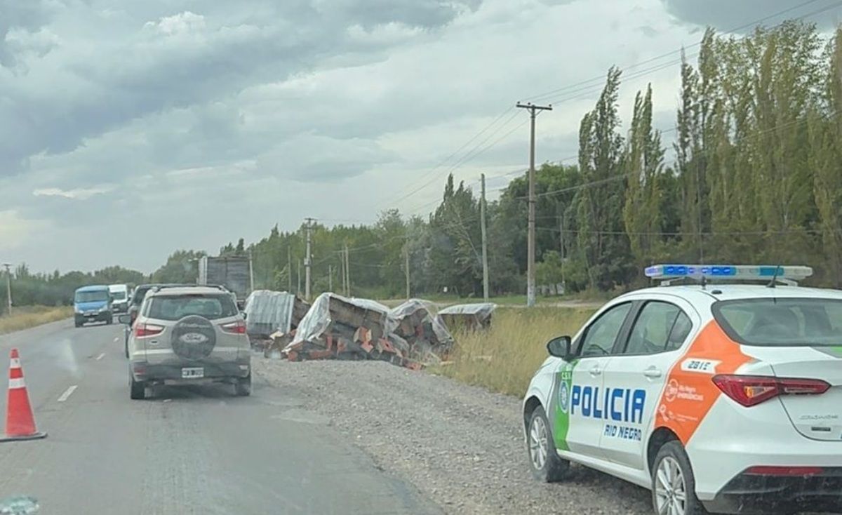 El incidente ocurrió entre Cipolletti y Cinco Saltos. Foto: Radio Seny.